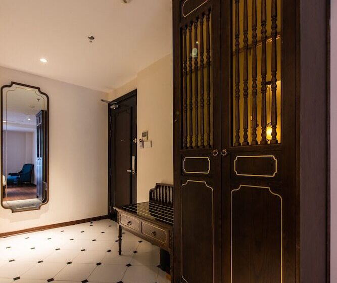اتاق اجرایی, Hanoi Tirant