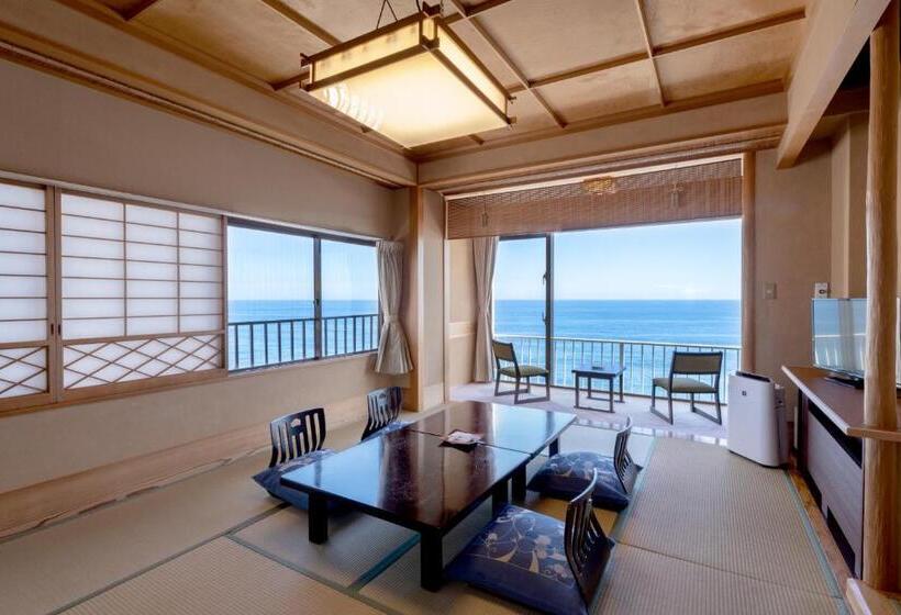 Четырехместный Номер Стандарт, Inatori Tokai Hotel Yuen