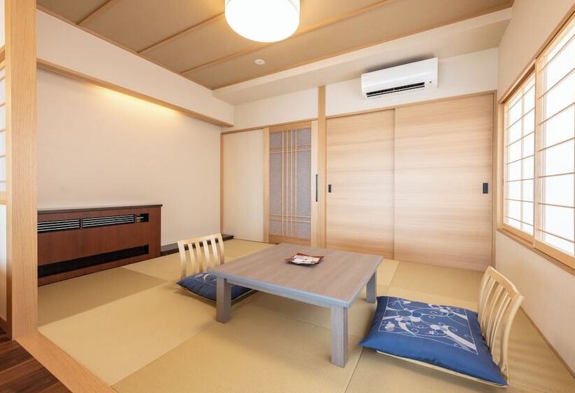 Номер Deluxe, Inatori Tokai Hotel Yuen