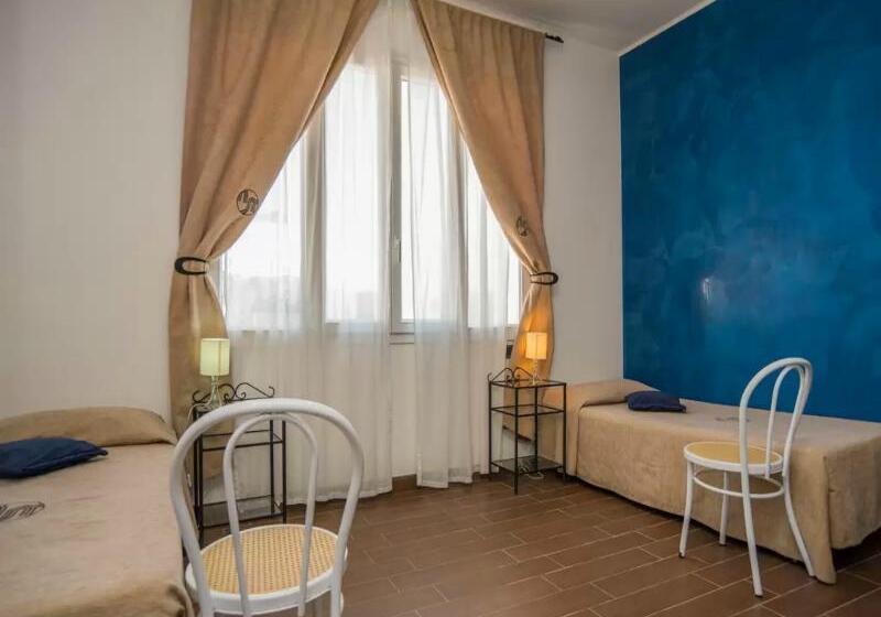 Номер Стандарт Трехместный, Noto Marina