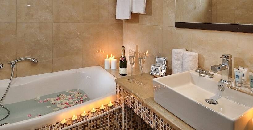オーシャンビューの１ベッドルームビラ, The Noverian Scenic Crete 5* Hilltop Villa Resort & Spa