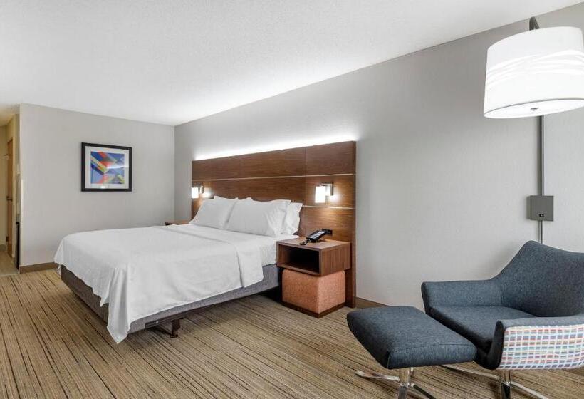 Номер Стандарт Кровать Кинг Адаптированный для Инвалидов, Holiday Inn Express Charlotte West   Gastonia, An Ihg