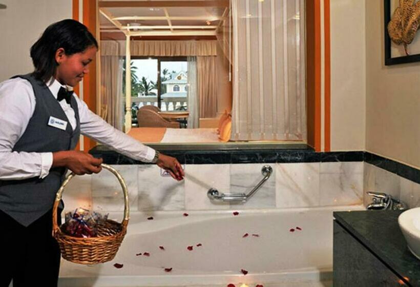 سوییت جونیور لوکس, Bahia Principe Luxury Esmeralda All Inclusive   Newly Renovated