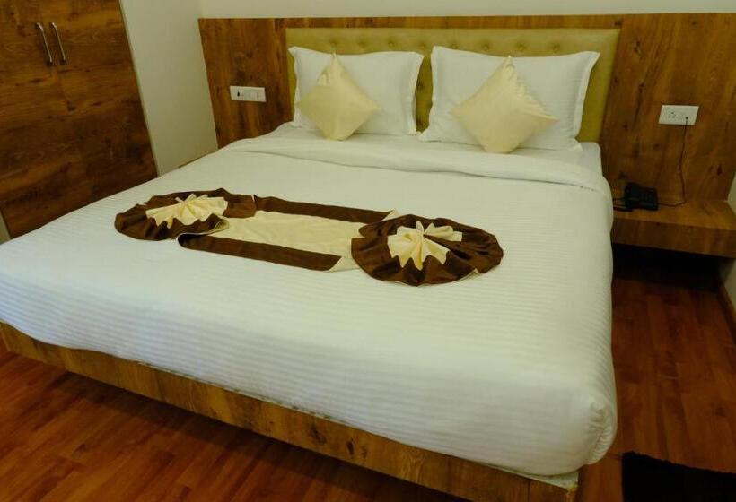 Номер Deluxe Кровать Кинг, Girija Sunrise