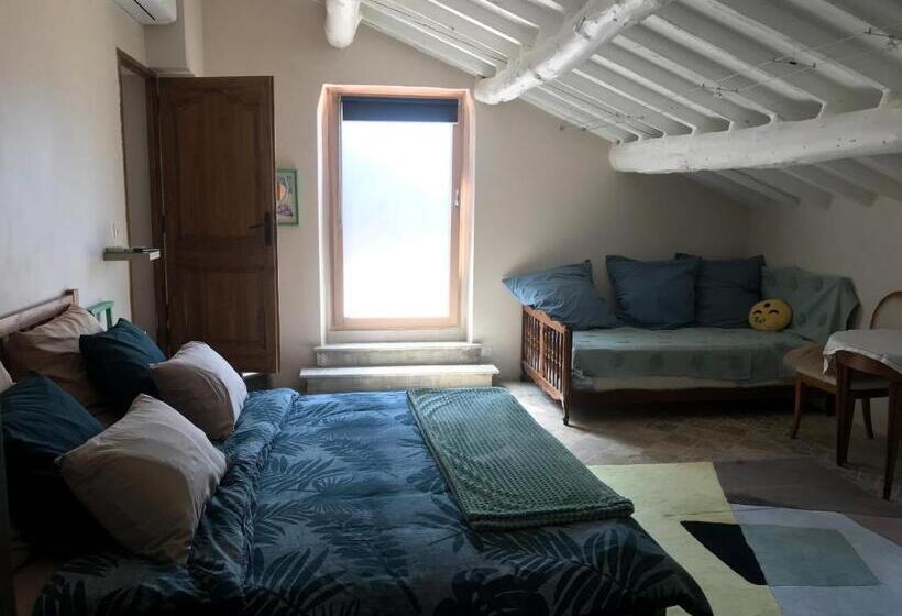 스탠다드 룸, La Bergerie Des Amandiers Chambres Et Table D Hôtes