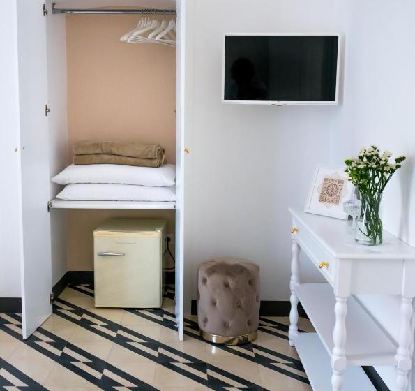سوییت لوکس, Villa Aurelia Suites And Apartments