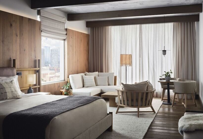 Standart Stüdyo, 1 Hotel Nashville