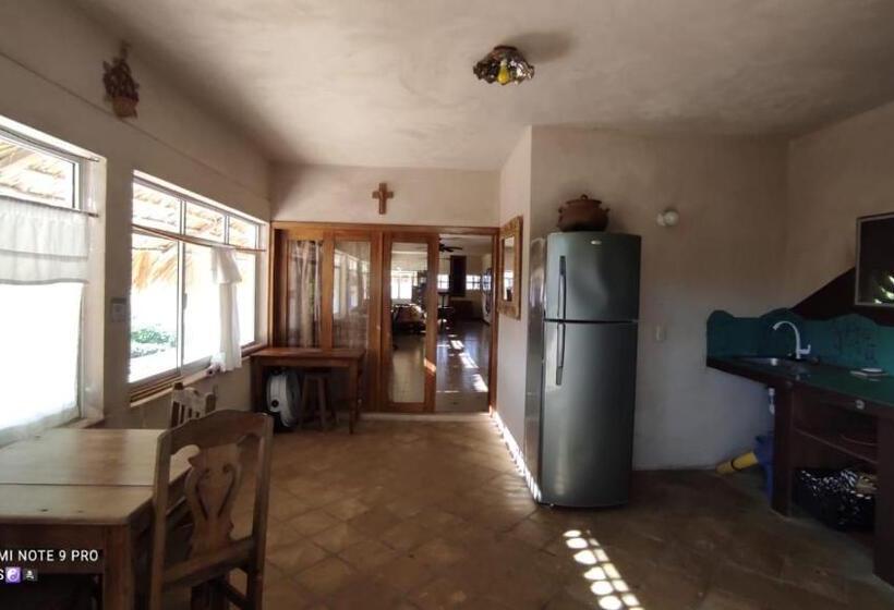 سوییت با استخر, Posada Arigalan