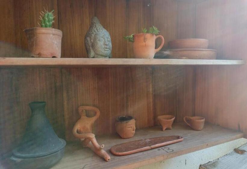سوییت با چشم‌انداز دریا, Posada Arigalan