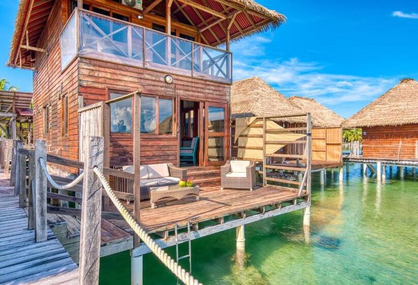 بنجلو قياسى غرفتين نوم, Azul Over The Water Resort
