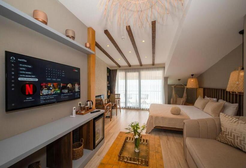 سوییت سوپریور با چشم‌انداز دریا, Villa Siesta Hotel Istanbul Airport