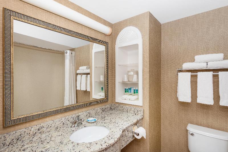 Студио Стандарт Кровать Кинг, Holiday Inn Express Hotel & Suites Hampton South Seabrook, An Ihg