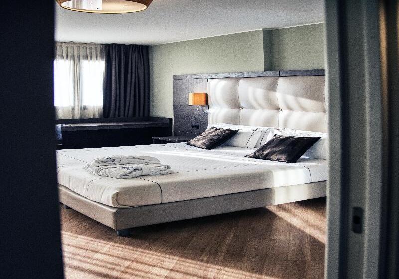 اتاق استاندارد, Acca Palace Aa Hotels