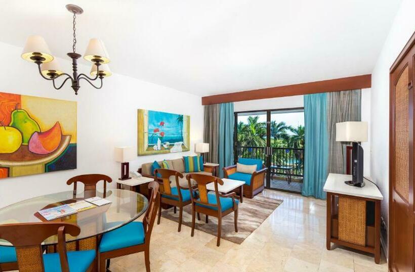 Vila 2 dormitoare, The Royal Cancun All Suites Resort