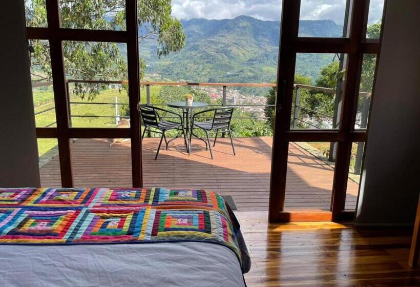 اتاق لوکس, Gulupa Ecolodge