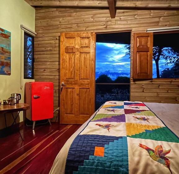 کلبه ییلاقی, Gulupa Ecolodge