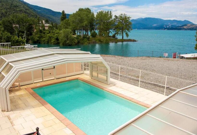 Номер Стандарт Трехместный, Hôtel Les Flots Bleus
