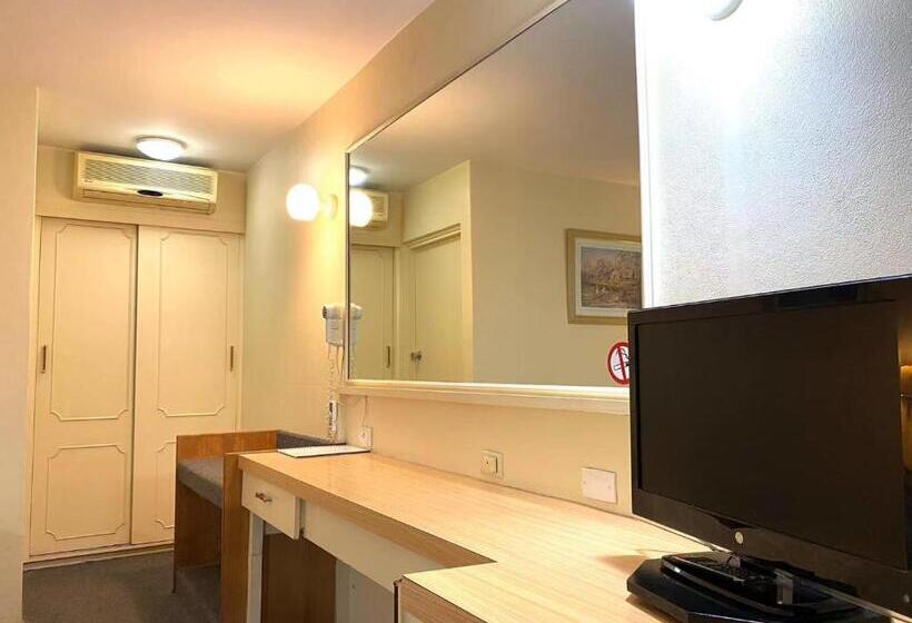 스탠다드 룸, Gateway Motor Inn