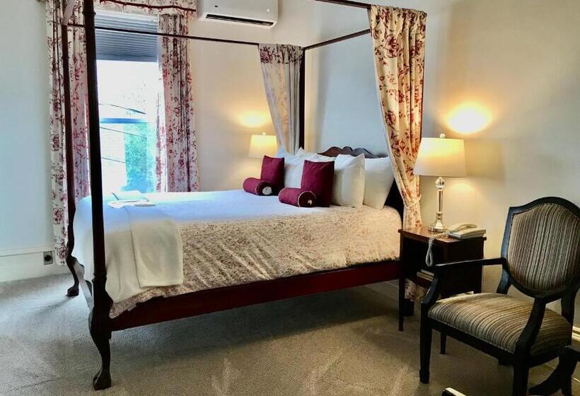 Номер Стандарт, Tattingstone Inn