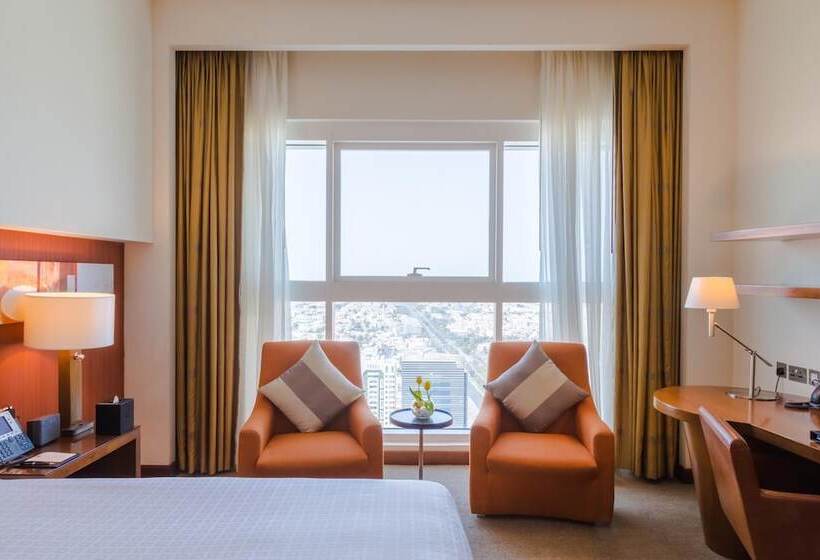 Quarto Club, Grand Millennium Al Wahda Hotel And Executive Apartments Abu Dhabi