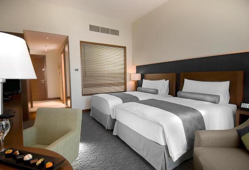 Номер Deluxe, Grand Millennium Al Wahda Hotel And Executive Apartments Abu Dhabi