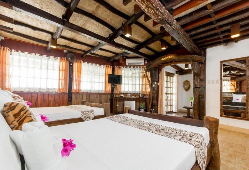 패밀리 룸 산 전망, Oldwoods By The Sea Nature Resort   Pangasinan