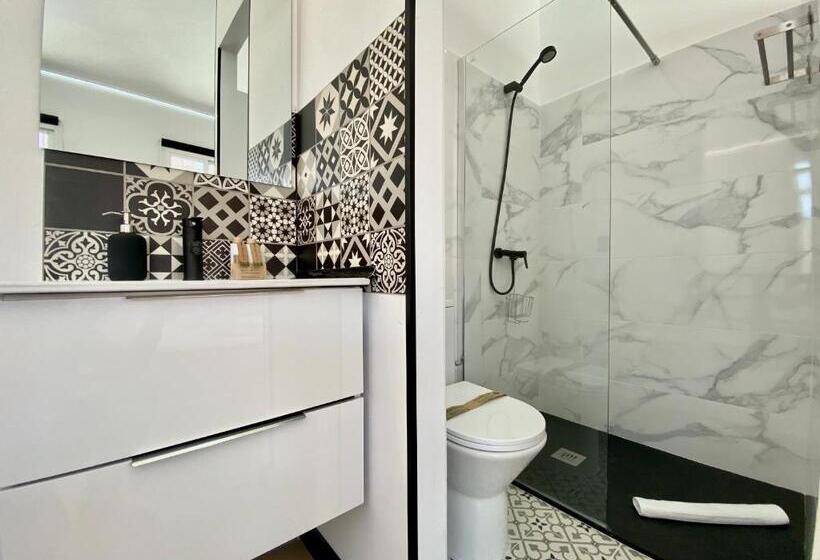 اتاق استاندارد با تخت دوبل, Royal Suites Madrid