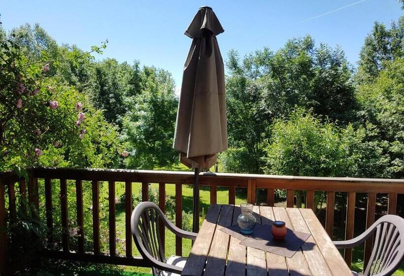 Студио Стандарт Вид на Сад, à La Petite Maison