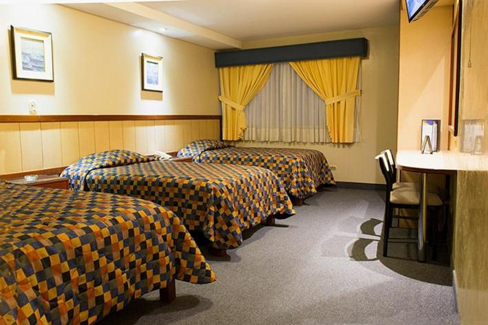 اتاق استاندارد سه نفره, Los Mirtos Suite &