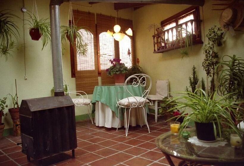 Апартаменты 1 Спальня, Casa Rural Jose Trullenque
