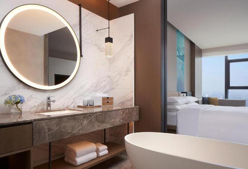 اتاق دلوکس با تخت کینگ و چشم‌انداز شهر, Jinhua Marriott