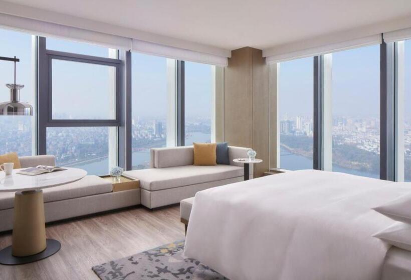 اتاق اجرایی با تخت بزرگ, Jinhua Marriott