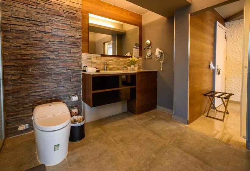 Люкс, Kh Hotel Boutique