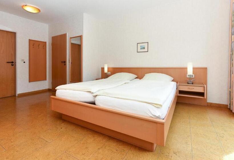 Номер Стандарт с Террасой, Pension Störtebeker