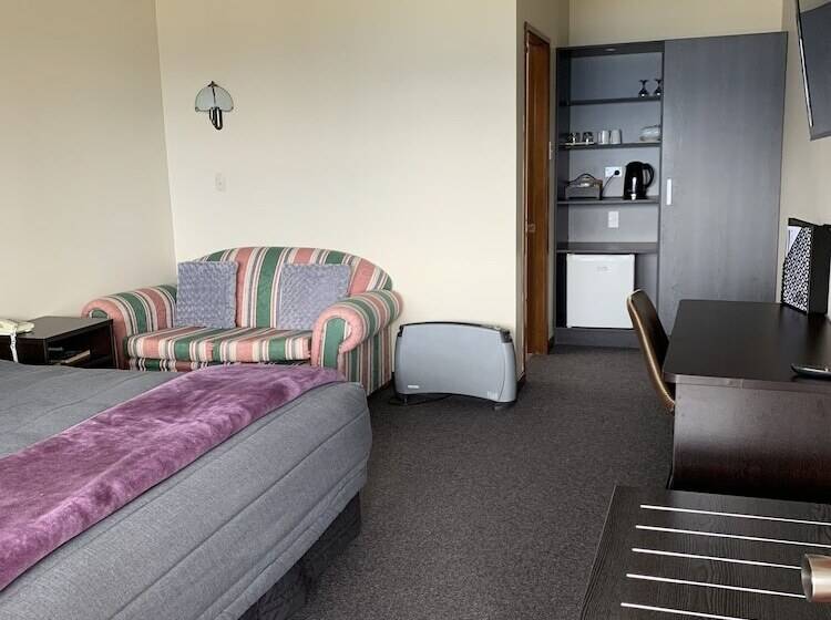 Студия Deluxe, Manapouri Lakeview Motor Inn