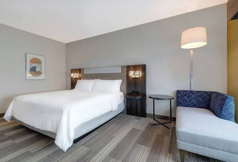 Номер Стандарт, Holiday Inn Express & Suites   Glendale Downtown