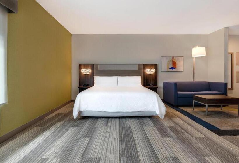 Люкс Кровать Кинг, Holiday Inn Express & Suites   Glendale Downtown