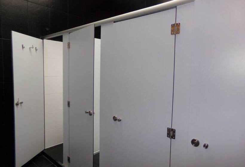 Cama em Quarto Compartilhado com Banheiro Compartilhado, Lisb'on Hostel