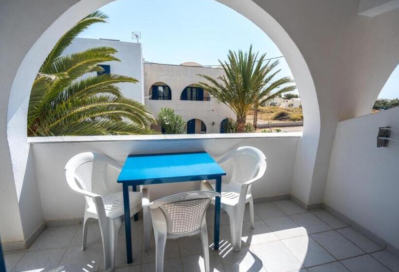 استودیوی استاندارد, Villa Limnes