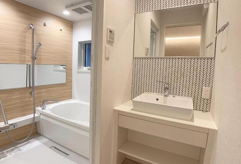 Трехместный Номер Deluxe, Cla Ss Hiroshima Tokaichi
