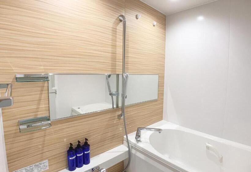 Quarto Familiar Deluxe, Cla Ss Hiroshima Tokaichi