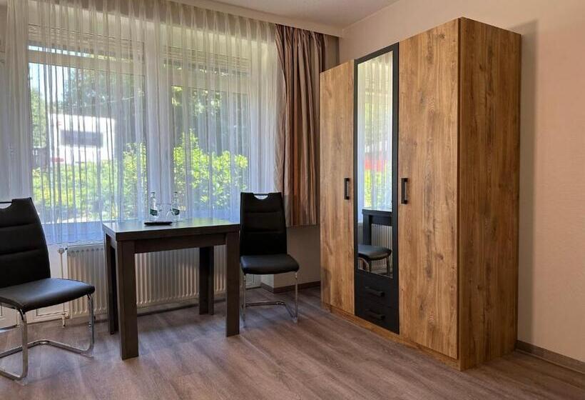 Номер Стандарт, Gästehaus Lietzow & Störtebeker Camp