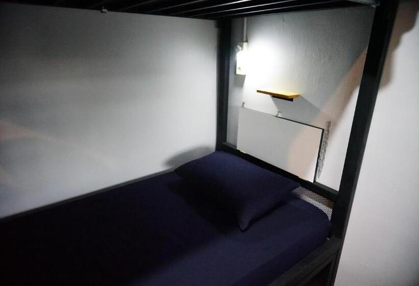Cama em Quarto Compartilhado, Lala Hostel
