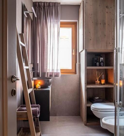 Quarto Estandar com Sacada, Suite Mia
