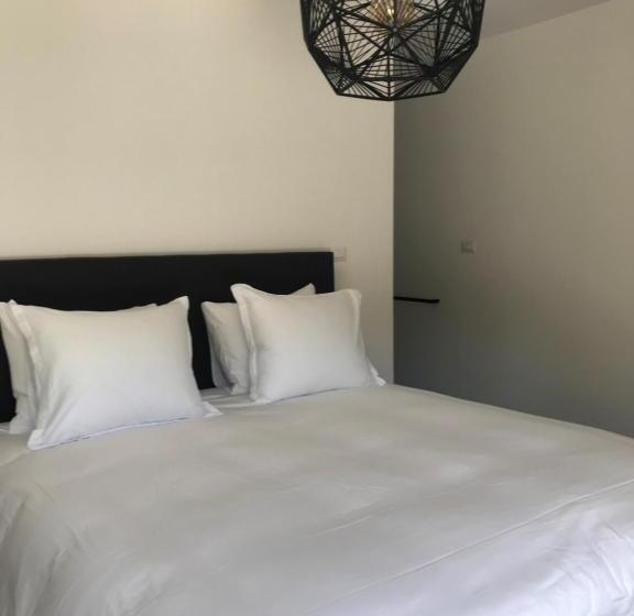 اتاق لوکس, Sotto La Vigna Charm Stay Adults Only Vacation Bed And Breakfast Room