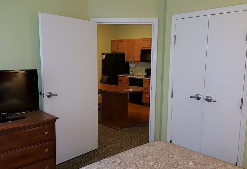 سوییت, Candlewood Suites Oklahoma City Moore, An Ihg