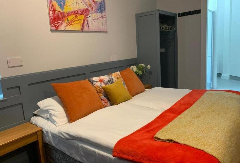 آپارتمان لوکس 1 خوابه, Lanigan S Accommodation