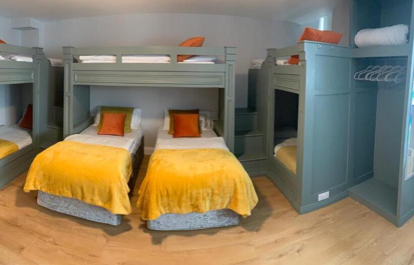 آپارتمان 2 خوابه, Lanigan S Accommodation