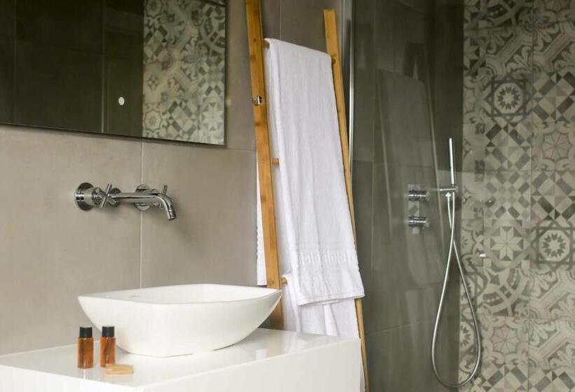 Quarto Estandar com Sacada, Vila Darte Alojamento Local Situado No Centro Do País