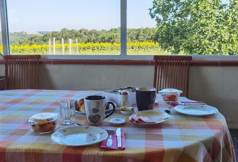 Номер Стандарт, Les Hauts De Grazac, Chambres Et Tables D Hôtes